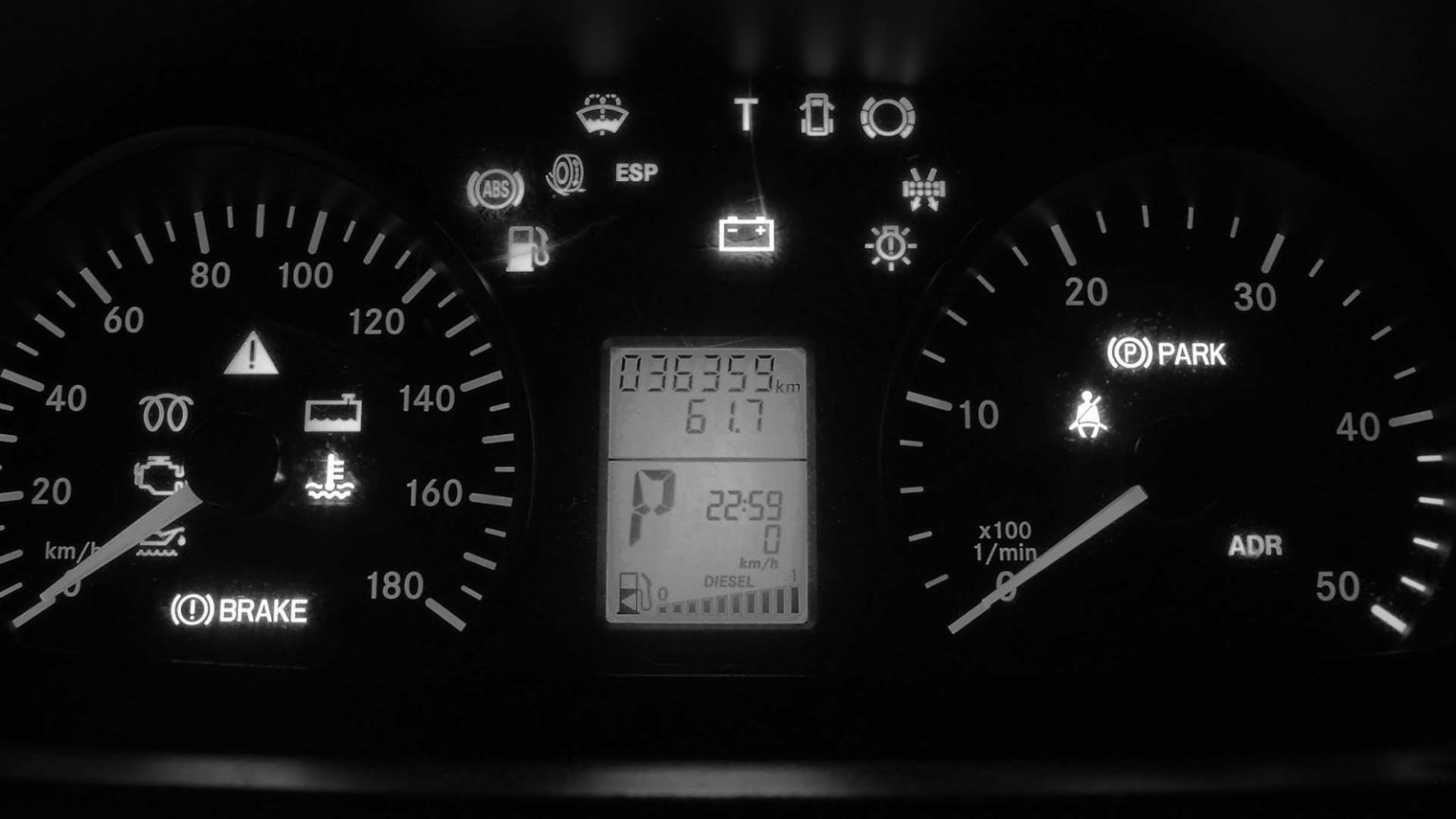 What All Those Dashboard Lights on Your Car Actually Mean iFixit News