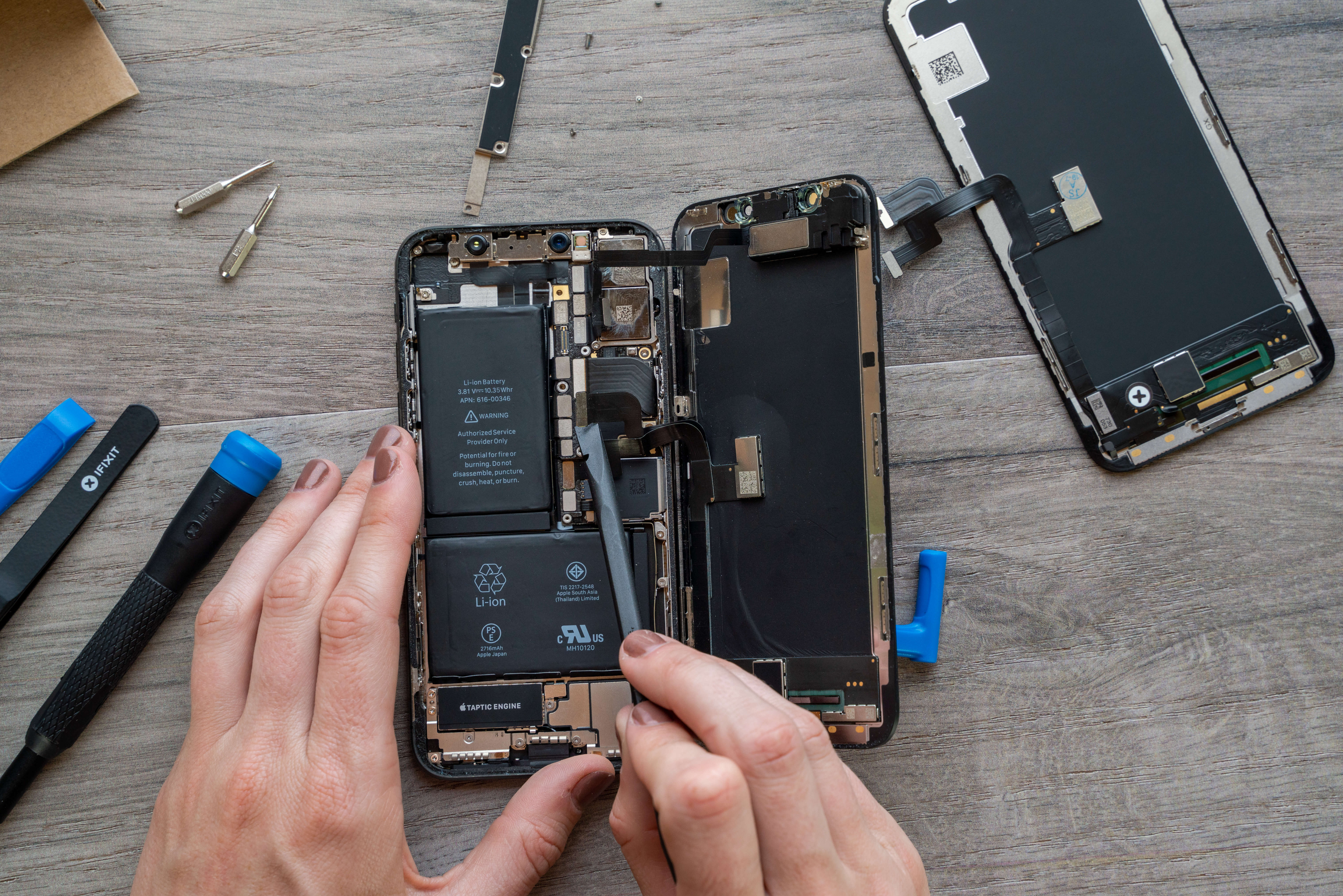 Замена дисплея 12. Iphone 11 remont Battery. Repair iphone 13 Pro. Iphone x IFIXIT Repair. Iphone 11 Repair.