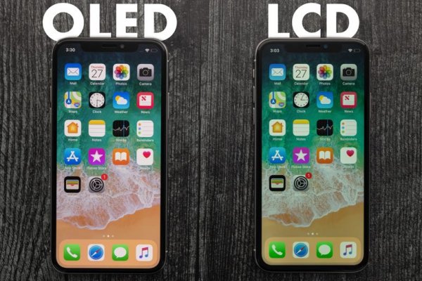 Side by side iPhone X phones with OLED and LCD screens