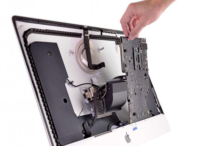 Removing logic board from a 2019 iMac
