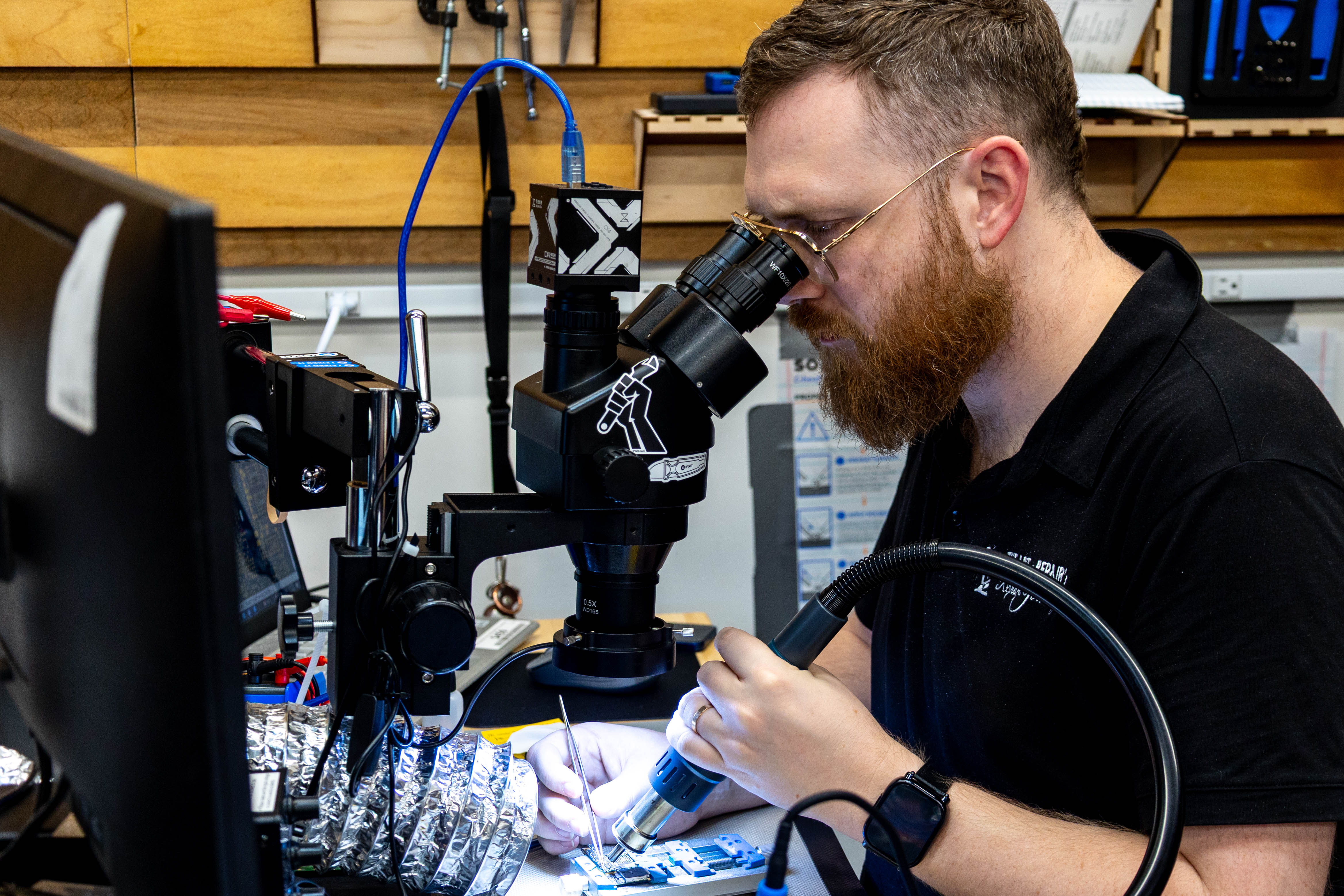 Justin Ashford - Microsoldering teacher