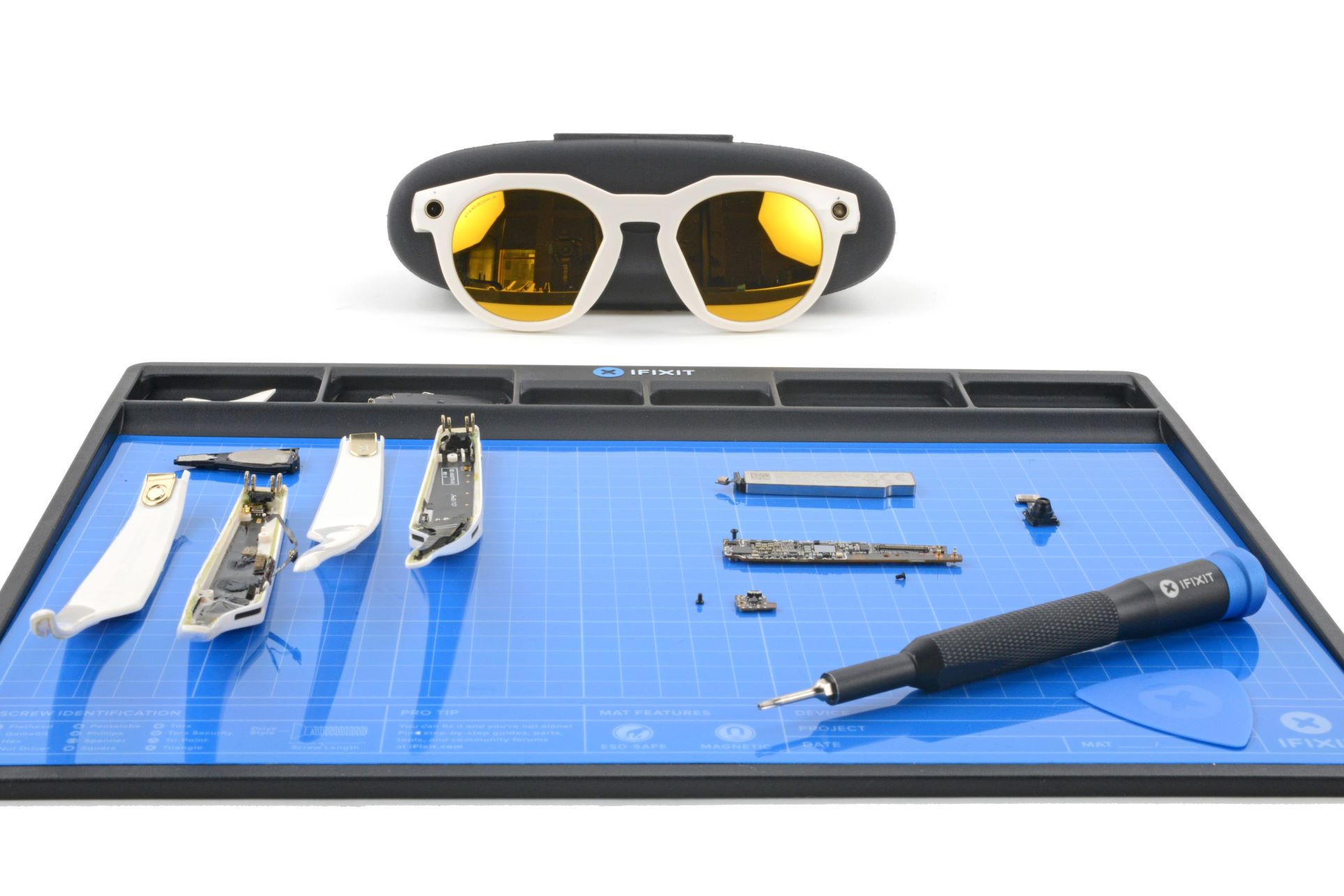 Oakley x Meta HSTN Smartglasses Teardown: Cool Shades, Tough Fix