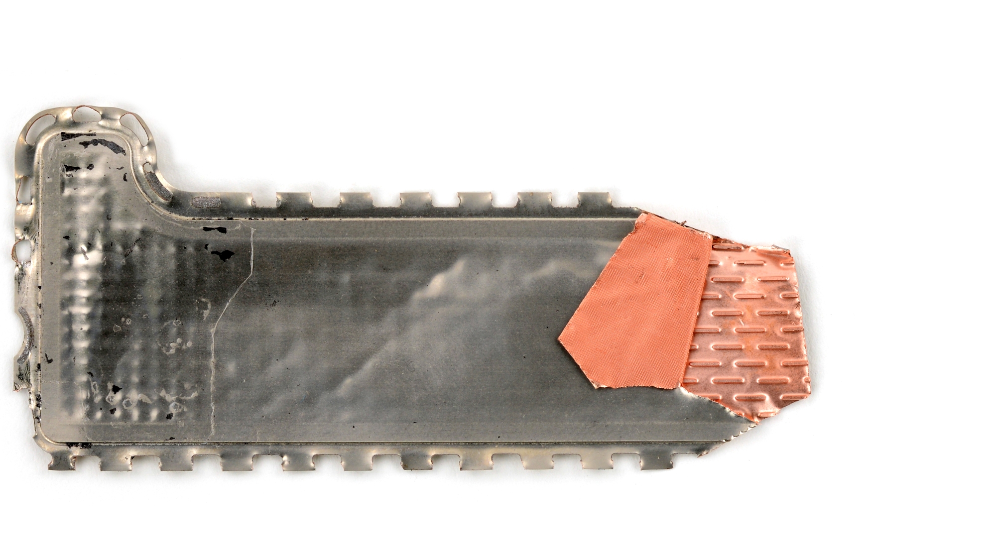 The bright copper inside of the iPhone 17 Pro's vapor chamber
